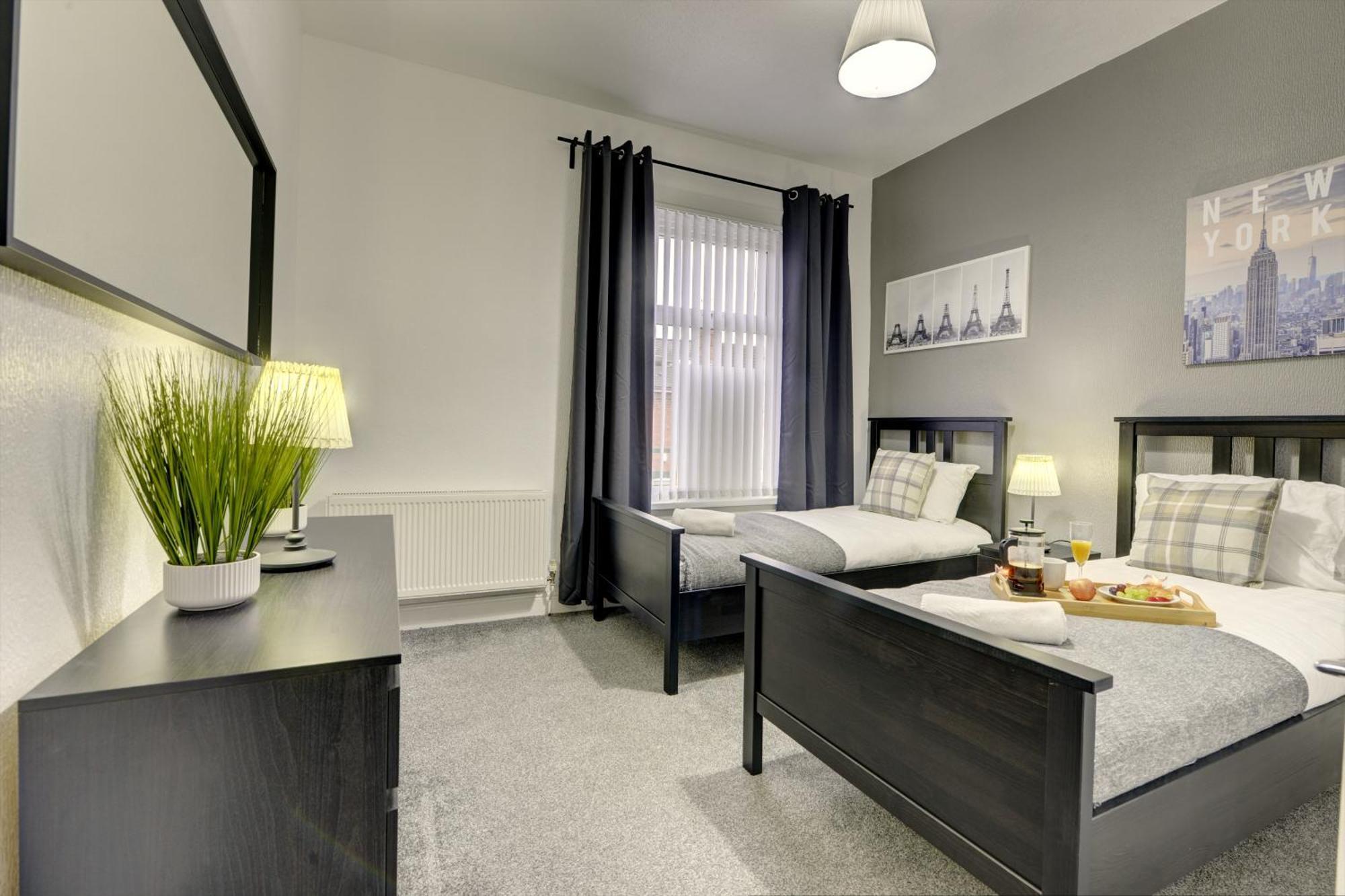 Modern 2Br Gem I Free Parking I Sleeps 5 Villa Coventry Exterior photo